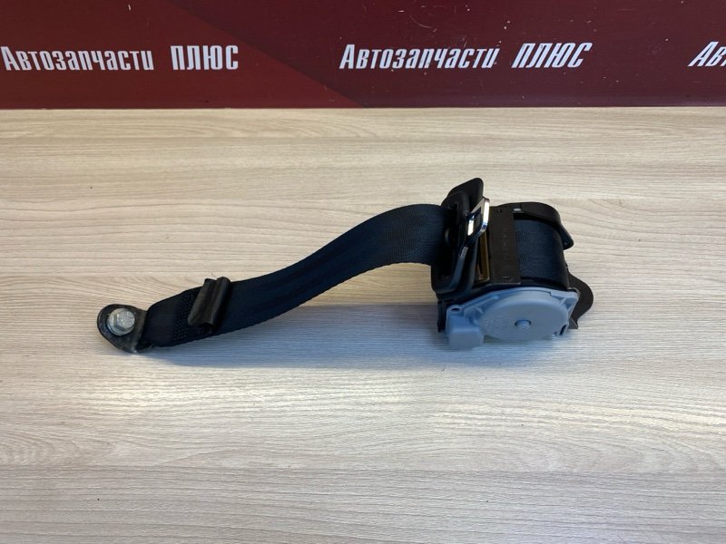 Ремень безопасности