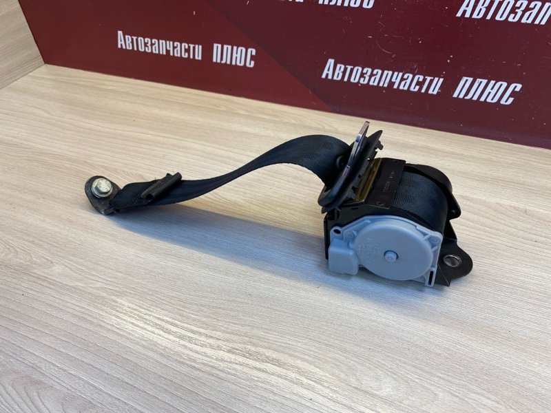 Ремень безопасности