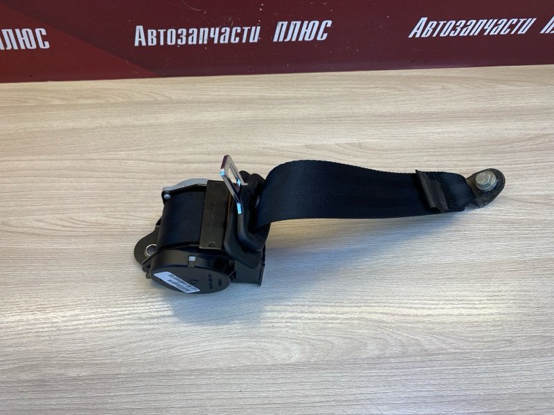 Ремень безопасности