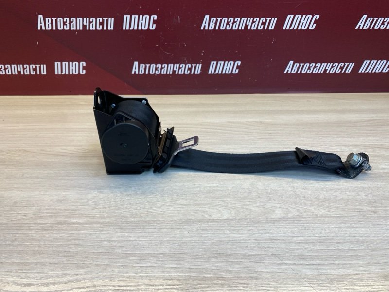 Ремень безопасности