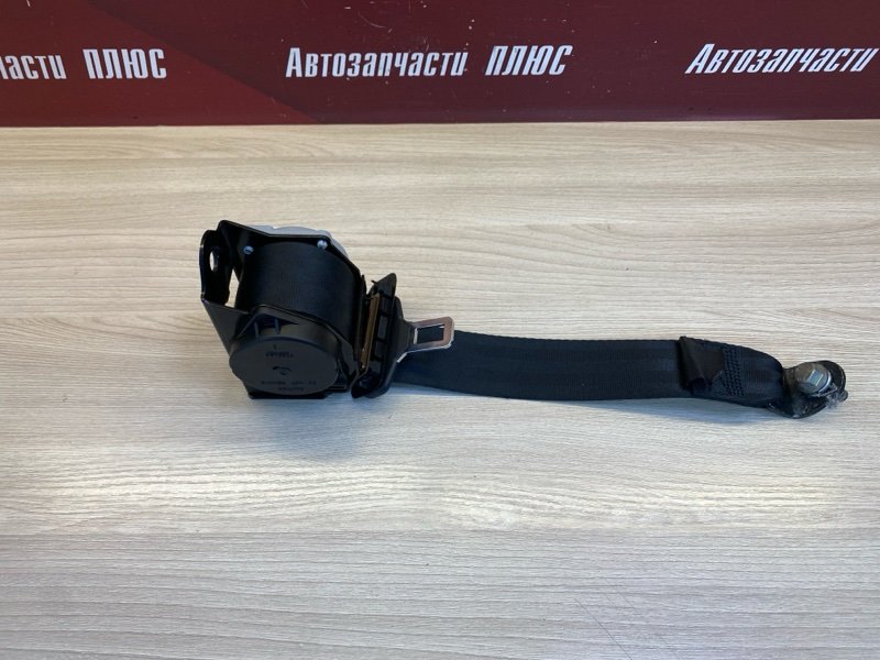 Ремень безопасности