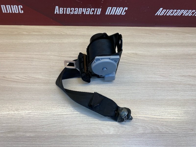 Ремень безопасности