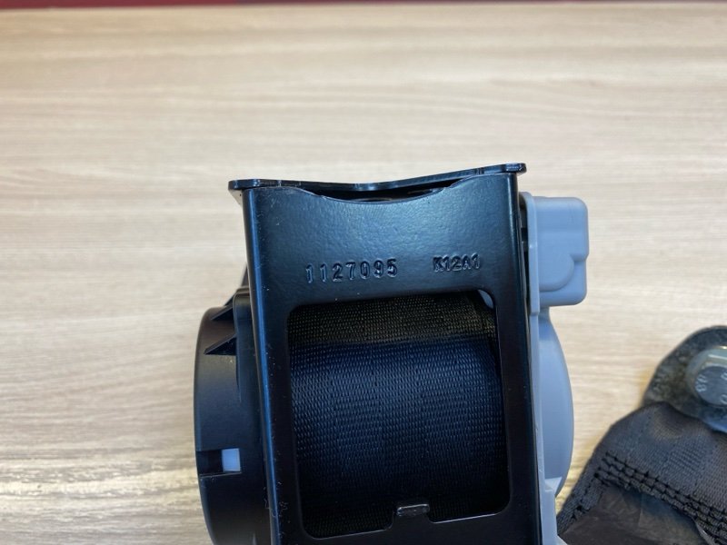 Ремень безопасности