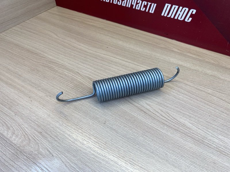 Пружина крышки багажника
