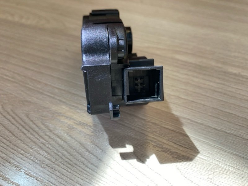 Сервопривод печки