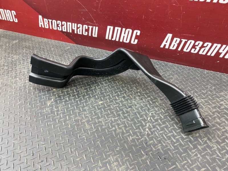 Воздуховод салона