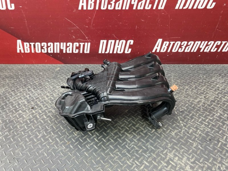 Впускной коллектор