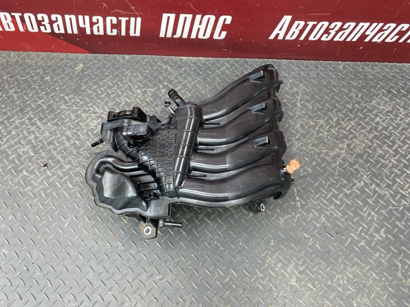 Впускной коллектор