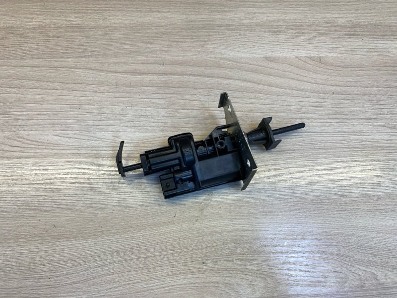 Активатор лючка бензобака