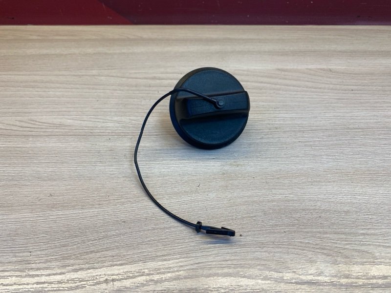 Крышка топливного бака