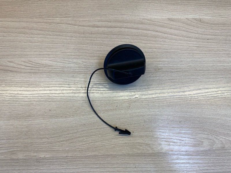 Крышка топливного бака