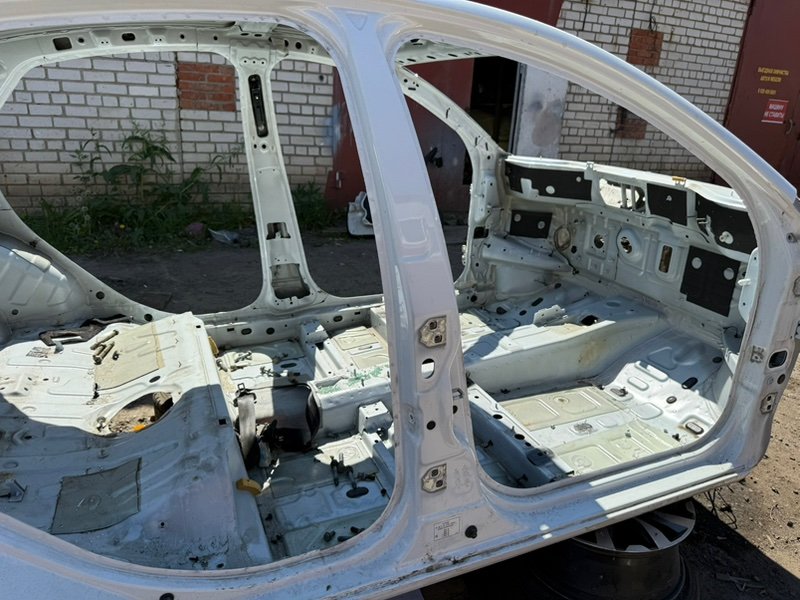 средняя стойка