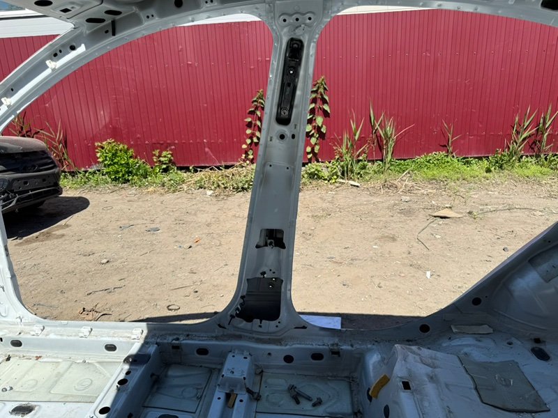 средняя стойка