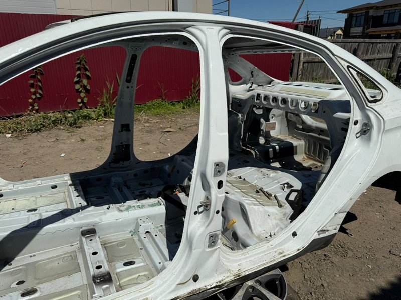 средняя стойка