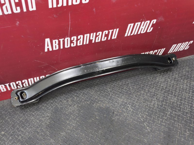 Усилитель бампера