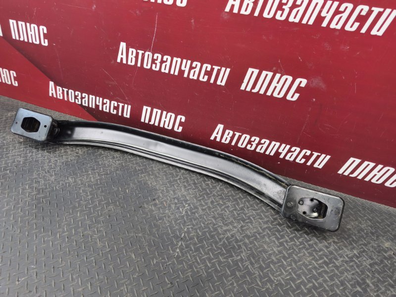 Усилитель бампера