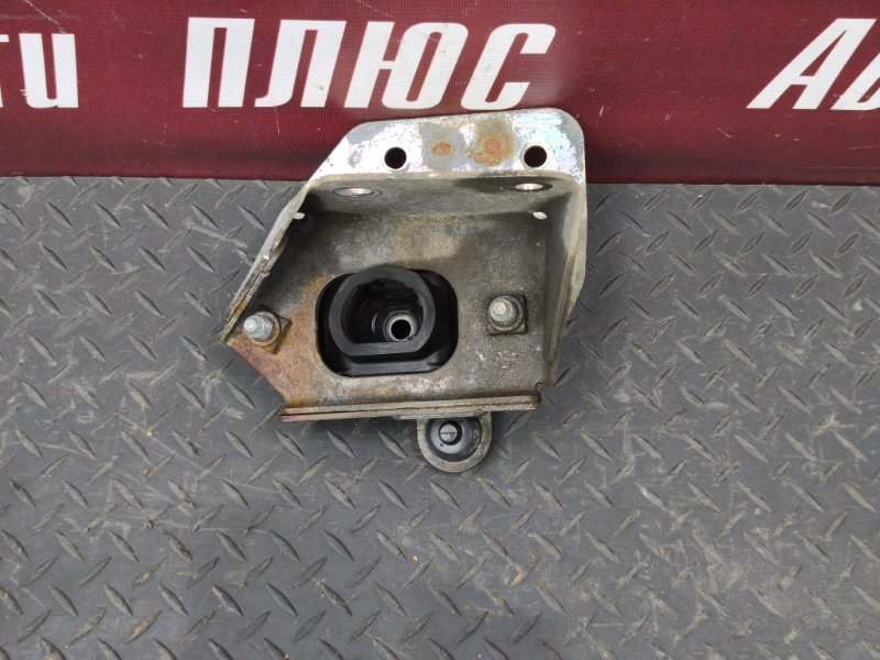 Опора двигателя