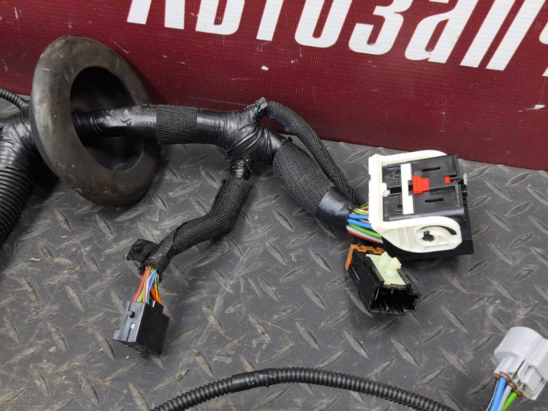 Проводка подкапотная