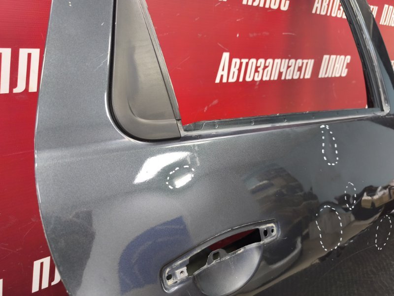 Дверь боковая