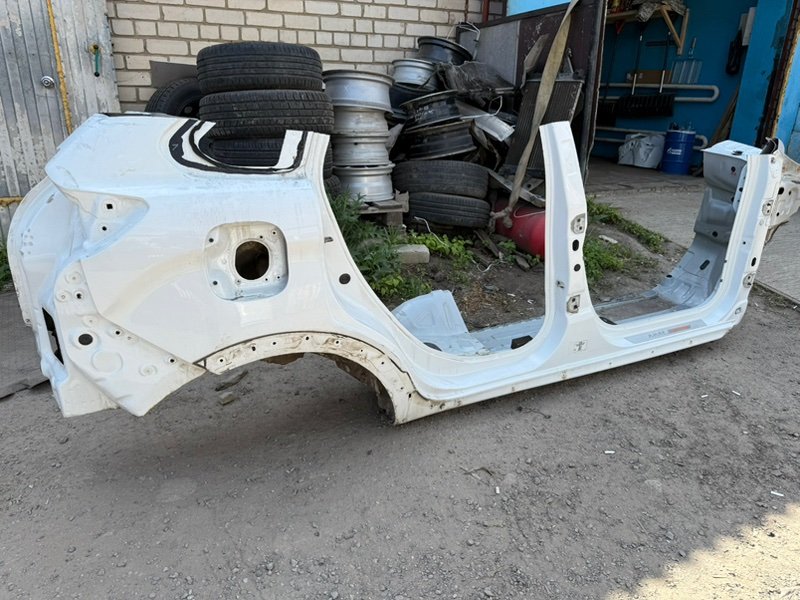 Боковина кузова