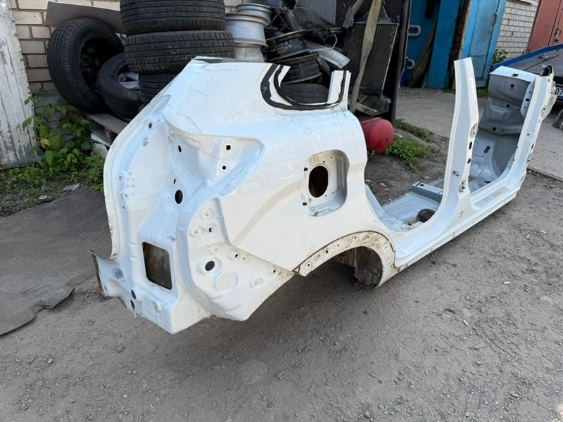 Боковина кузова