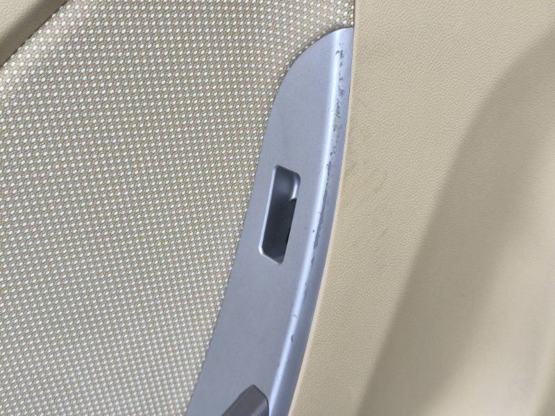 Обшивка боковой двери