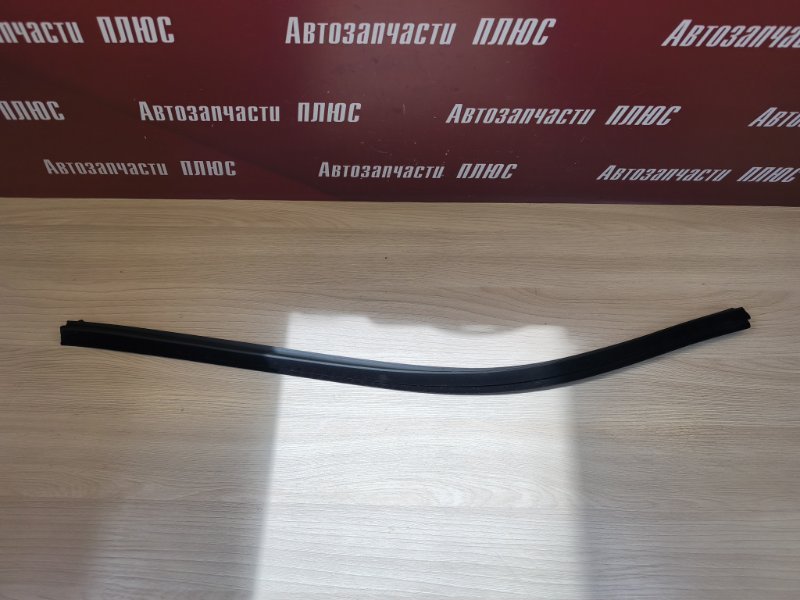 Уплотнитель стекла двери внутренний