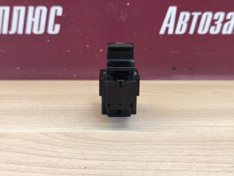 Кнопка стеклоподъемника