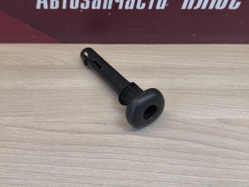 Втулка крепления подголовника