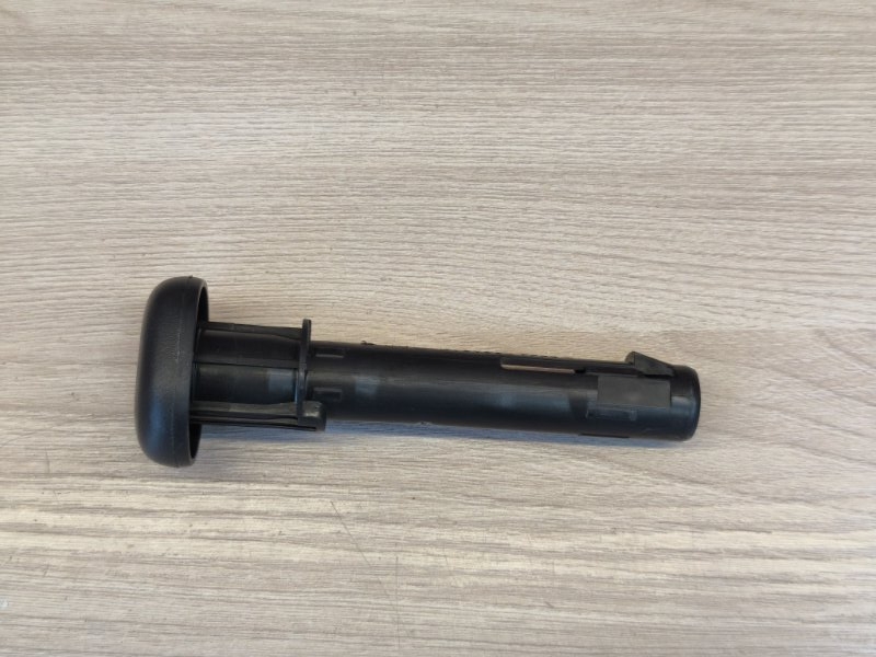 Втулка крепления подголовника