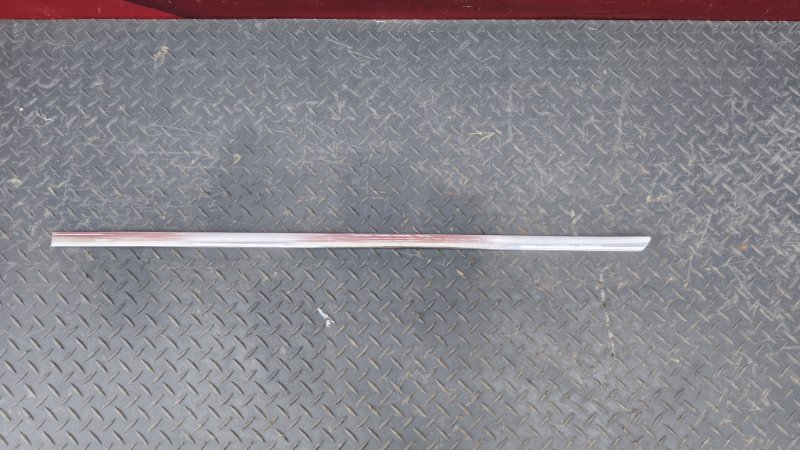 Молдинг двери