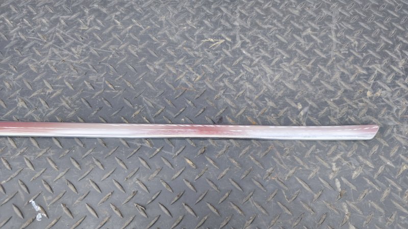 Молдинг двери