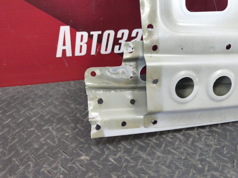 Задняя полка