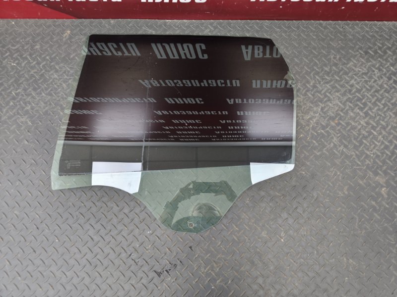 Стекло двери