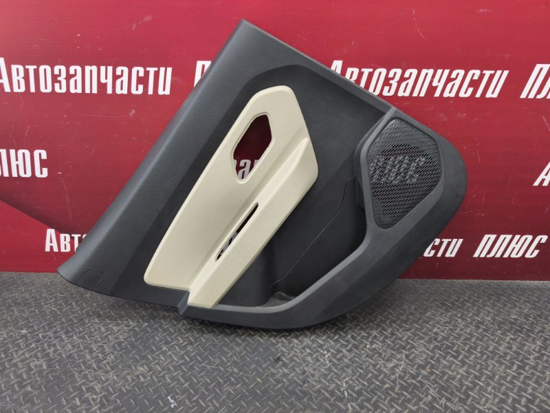 Обшивка боковой двери