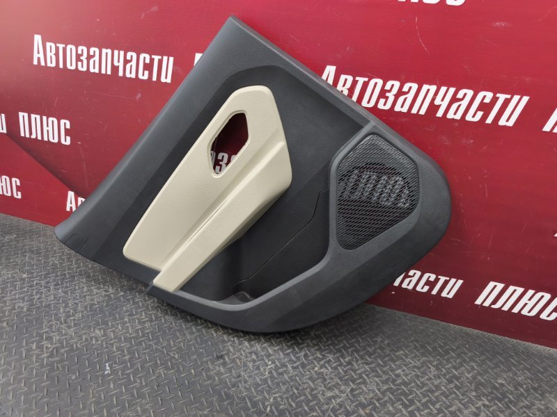 Обшивка боковой двери