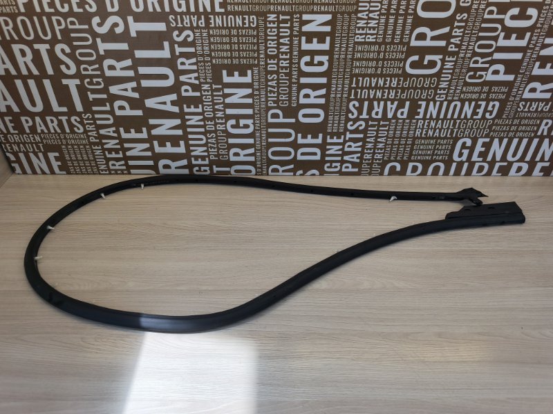 Уплотнитель двери