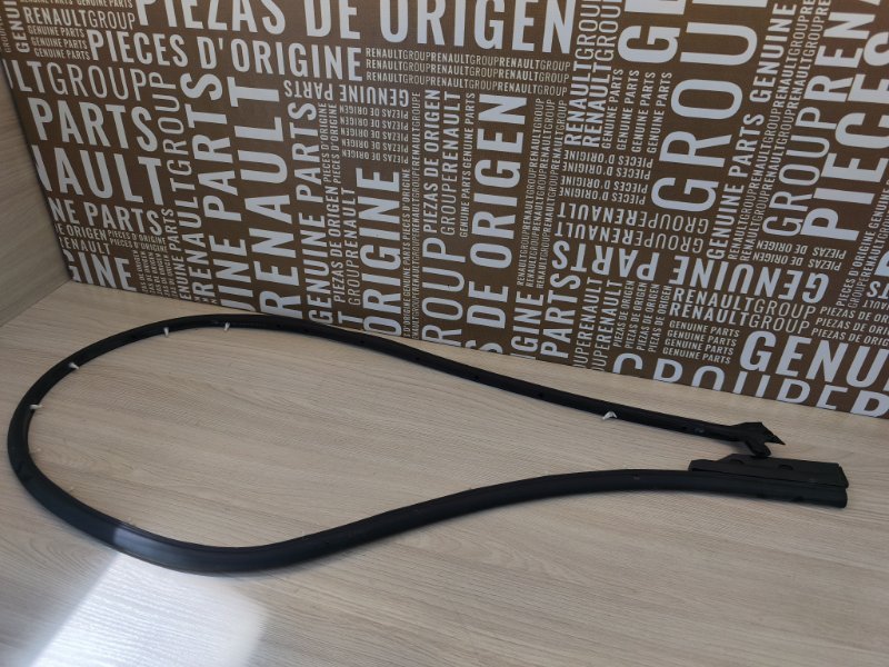 Уплотнитель двери