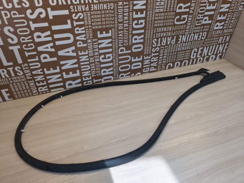 Уплотнитель двери