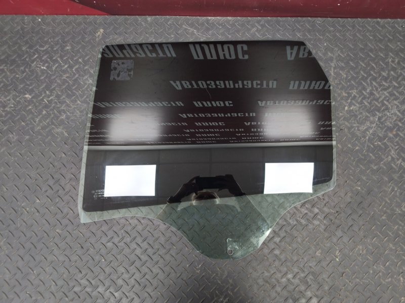 Стекло двери