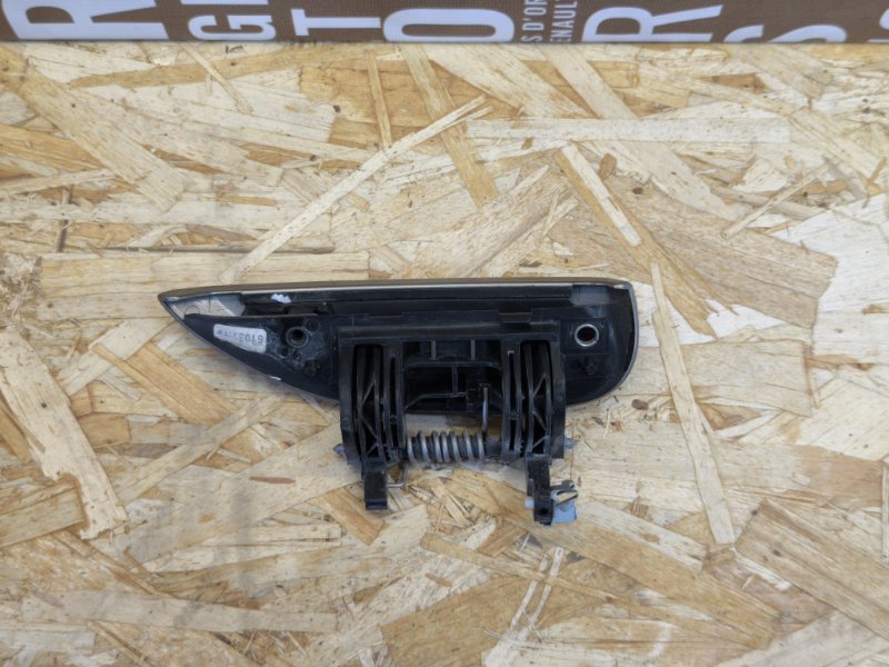 Ручка двери внешняя