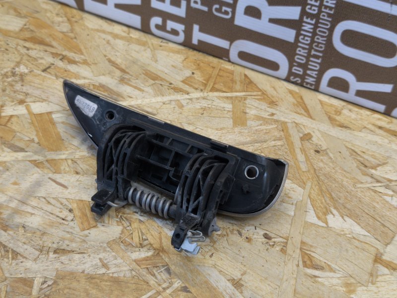 Ручка двери внешняя