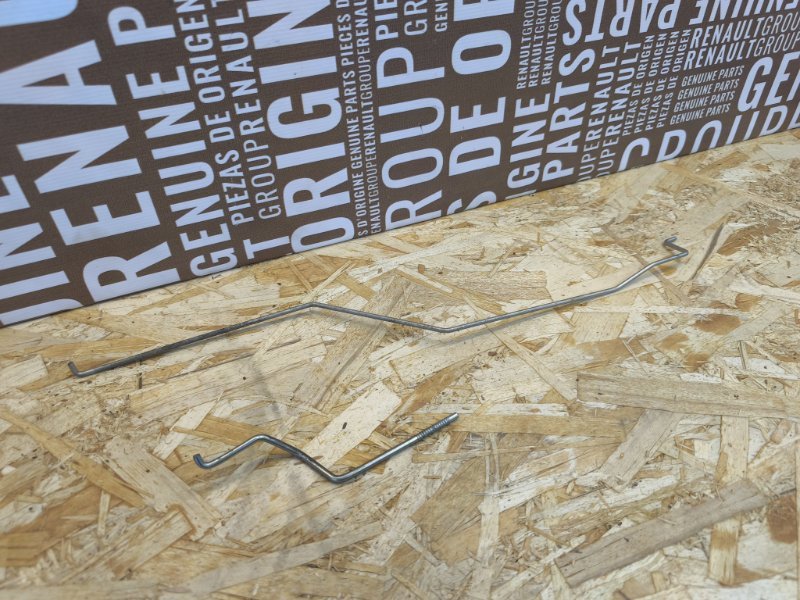 Тяга замка двери