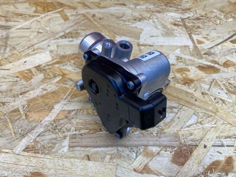 Дроссельная заслонка