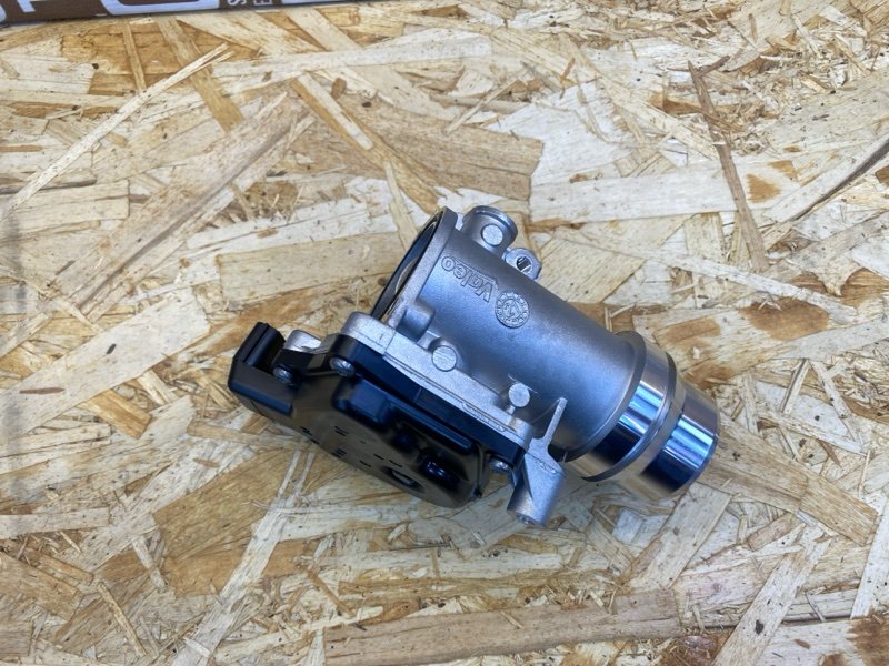 Дроссельная заслонка