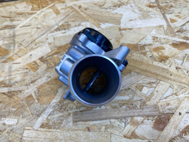 Дроссельная заслонка