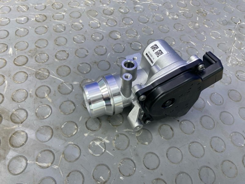 Дроссельная заслонка