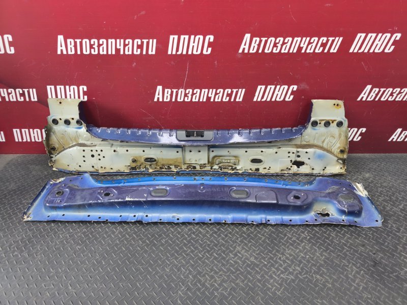 Задняя панель кузова