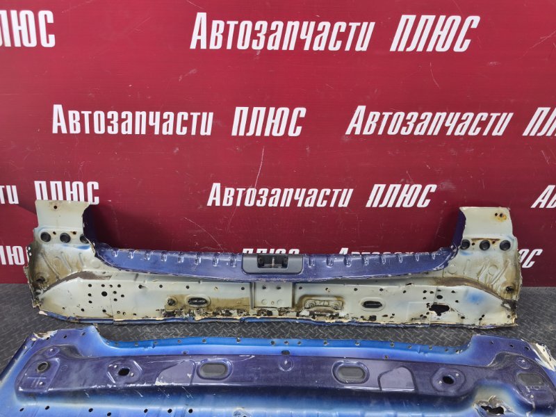 Задняя панель кузова