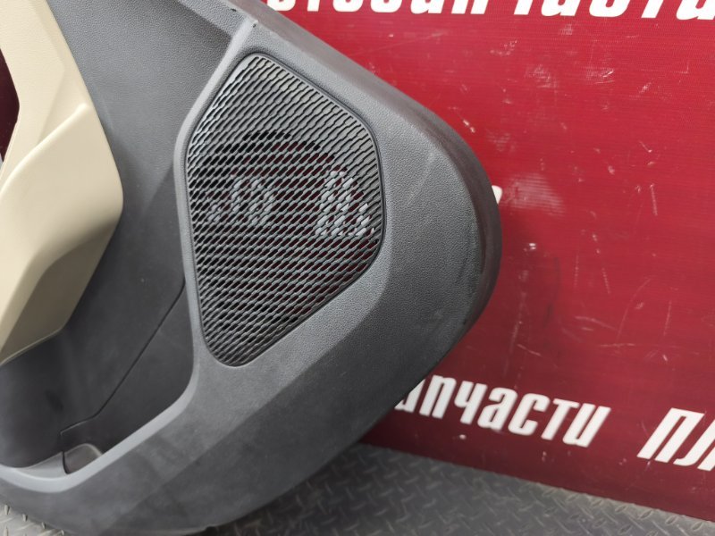 Обшивка боковой двери